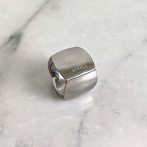 vintage 00's STEELX chunky square ring